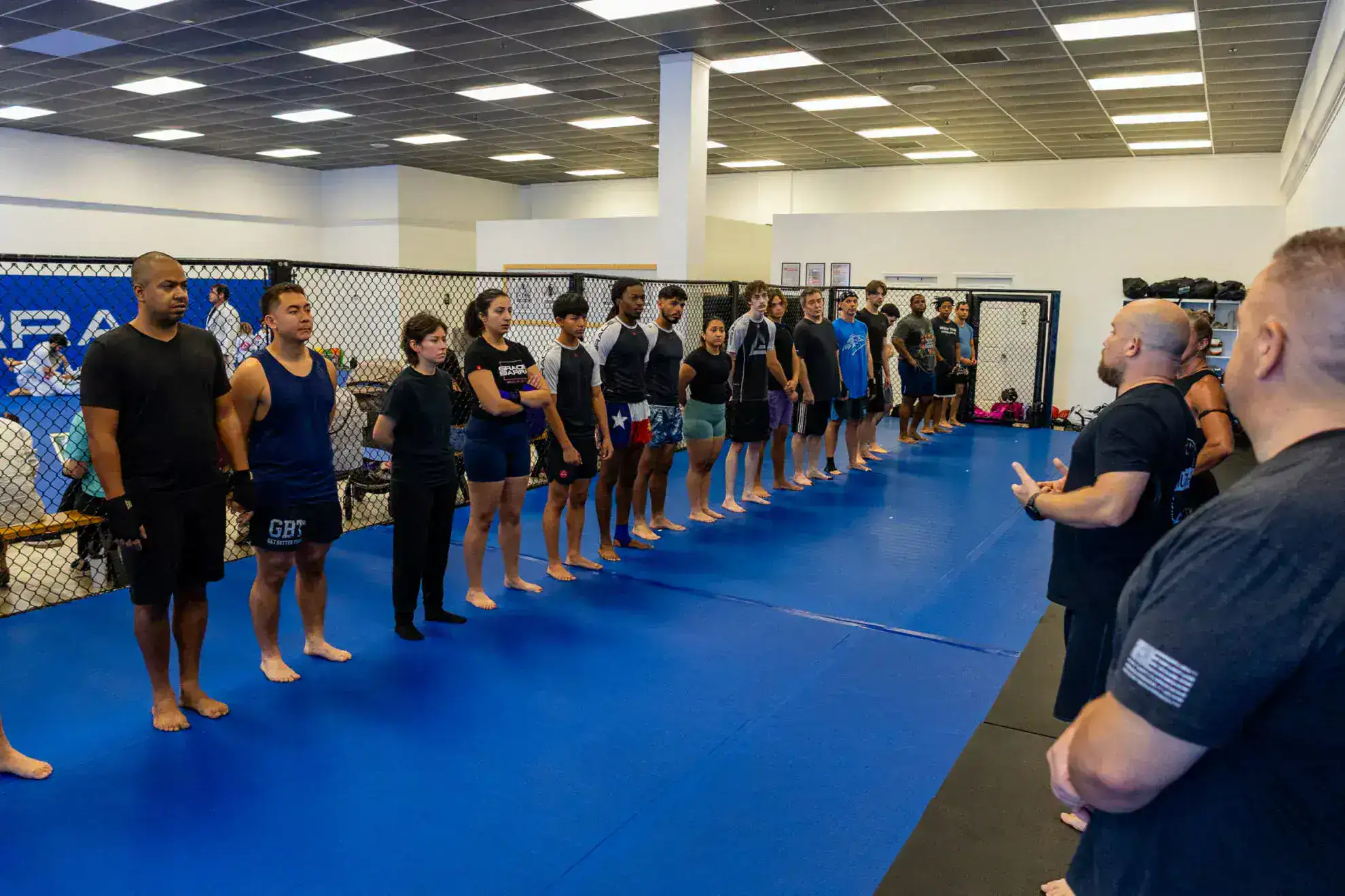 Gi vs No-Gi BJJ: Key Differences & Which to Train First (2026)